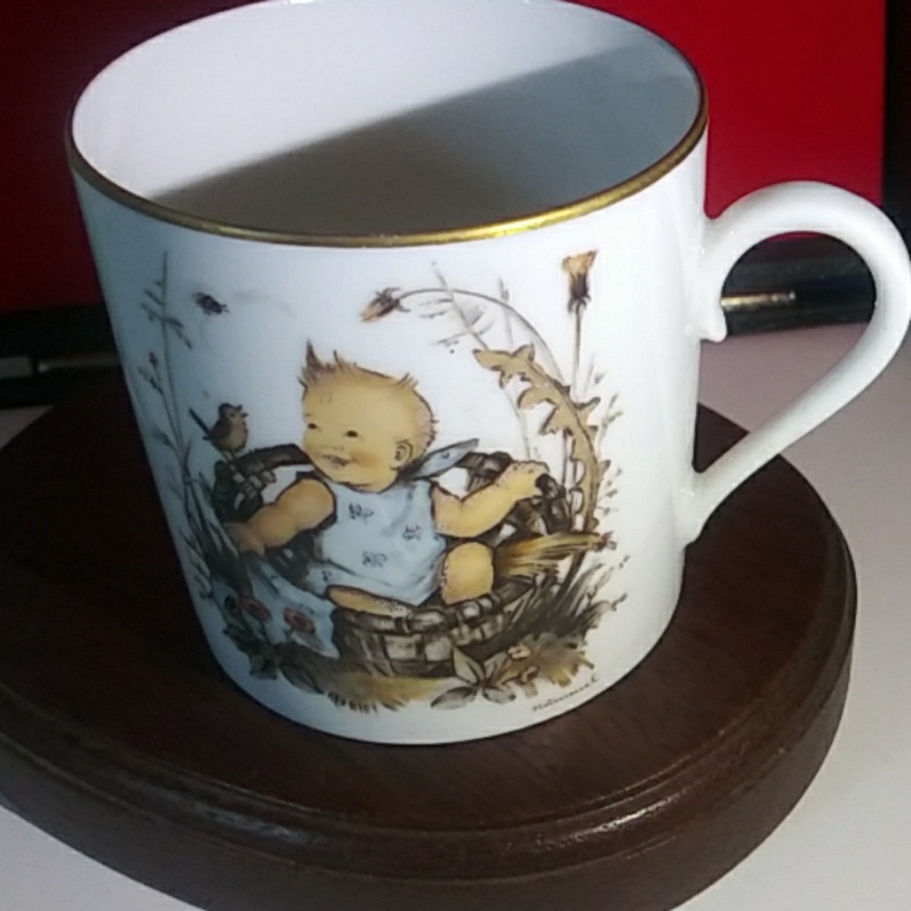 "Baby Darling" Cup by Hummel Stunning Vintage Piece